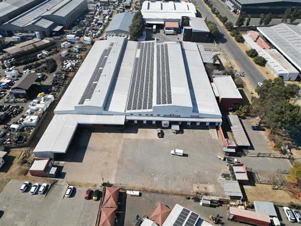 7 567  m² Industrial space