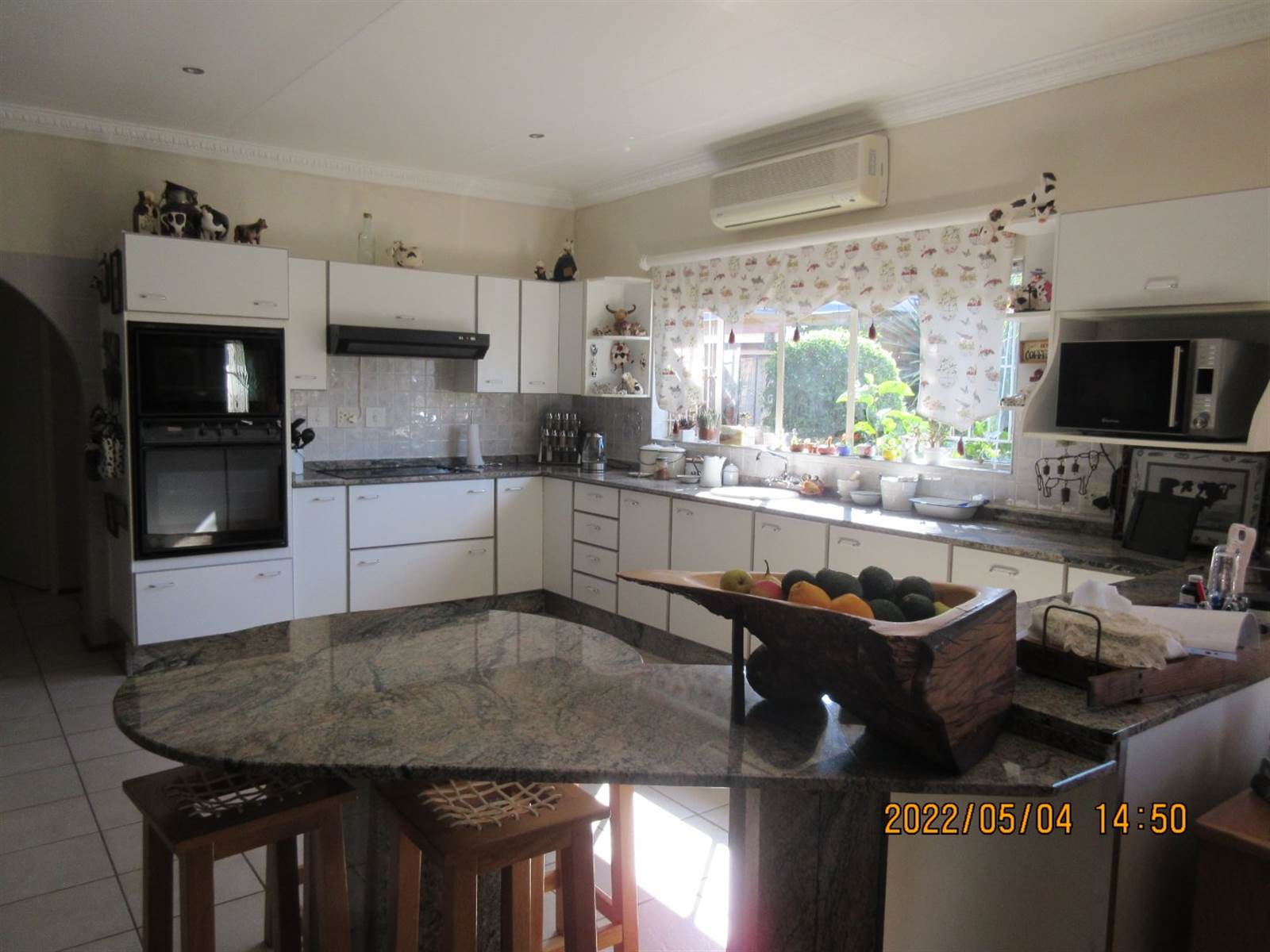 3 Bed House in Oudorp photo number 6