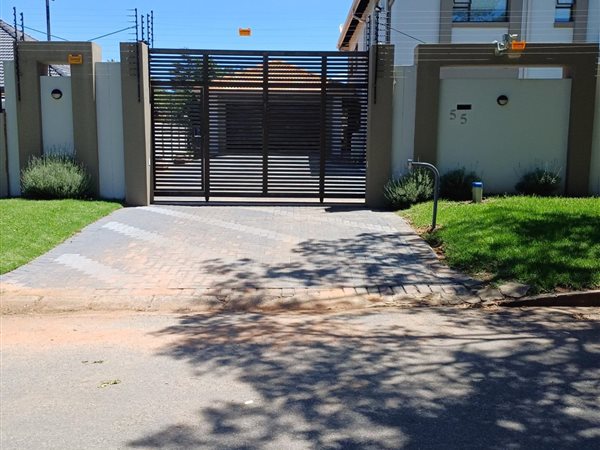 3 Bedroom House 3 Bedroom House