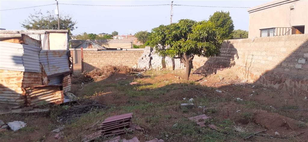 420 m² Land available in Soshanguve photo number 8
