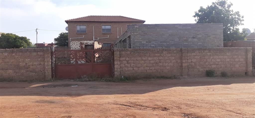 420 m² Land available in Soshanguve photo number 11