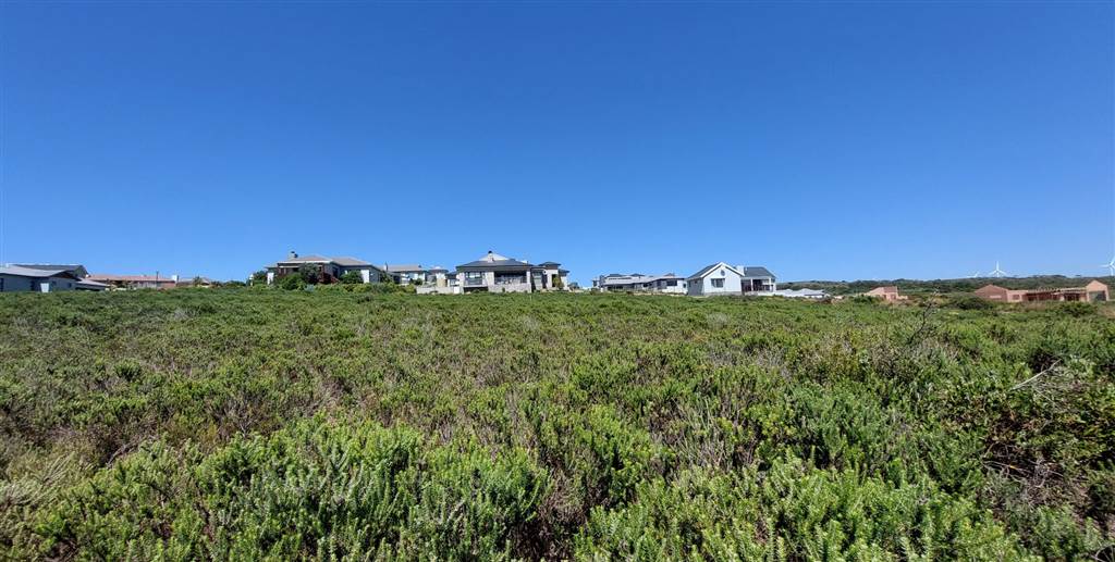 976 m² Land available in Jeffreys Bay photo number 2
