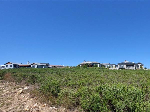 976 m² Land available in Jeffreys Bay
