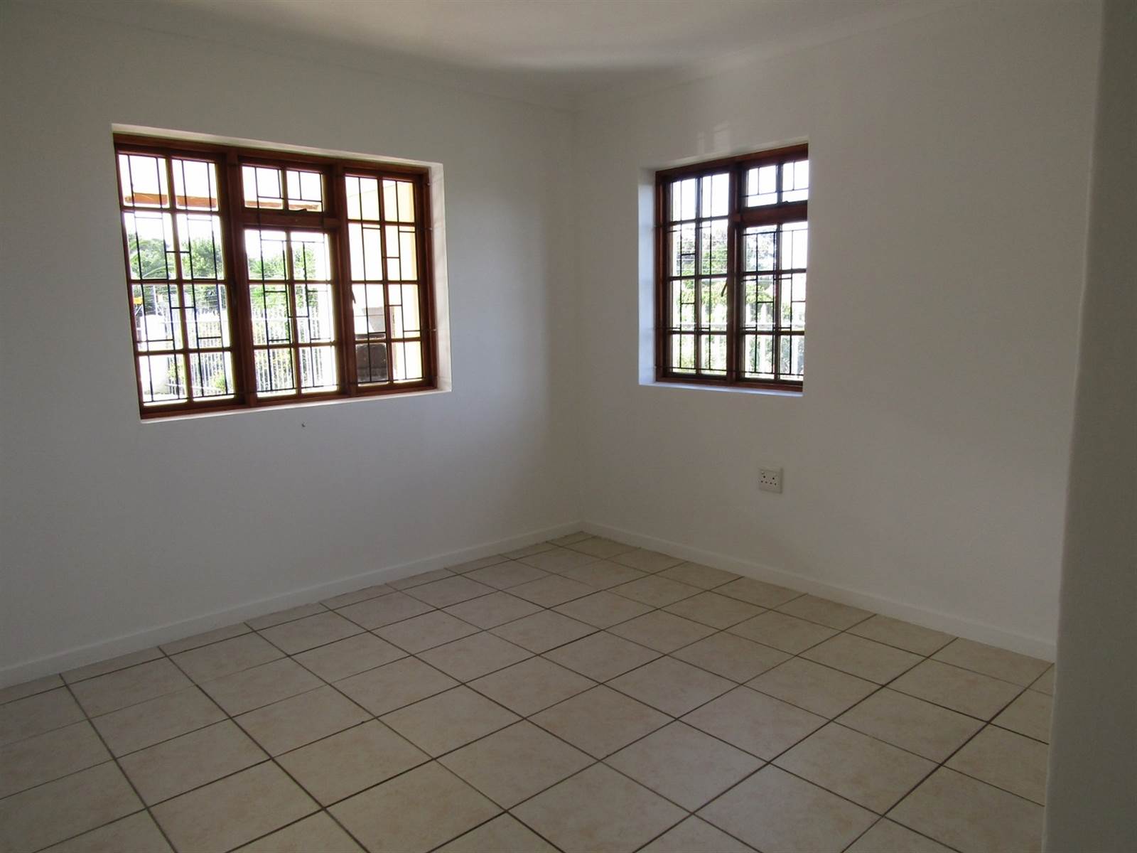 10 Bed House in Humansdorp photo number 6