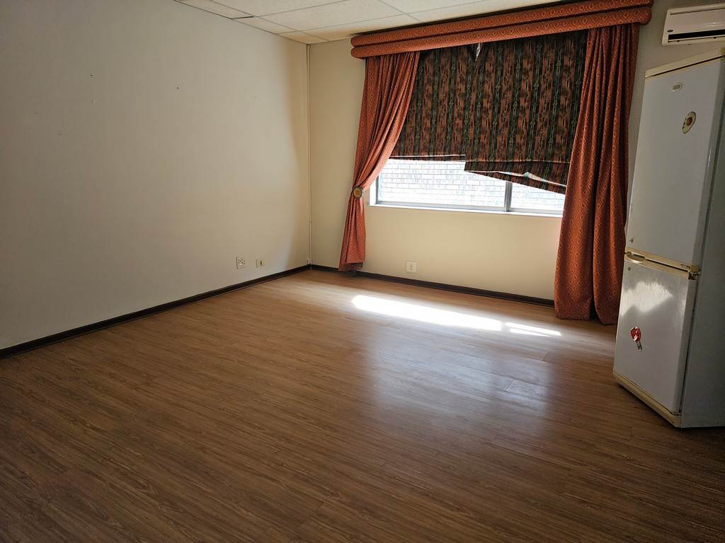 770  m² Commercial space in Witbank Central photo number 22