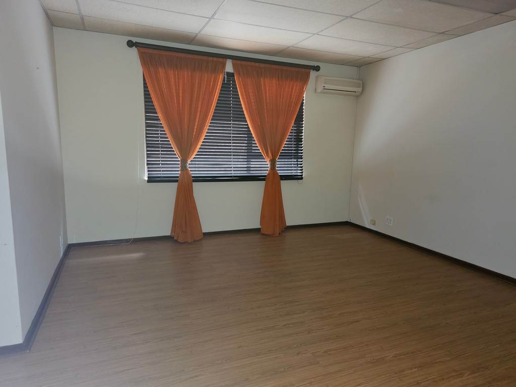 770  m² Commercial space in Witbank Central photo number 9