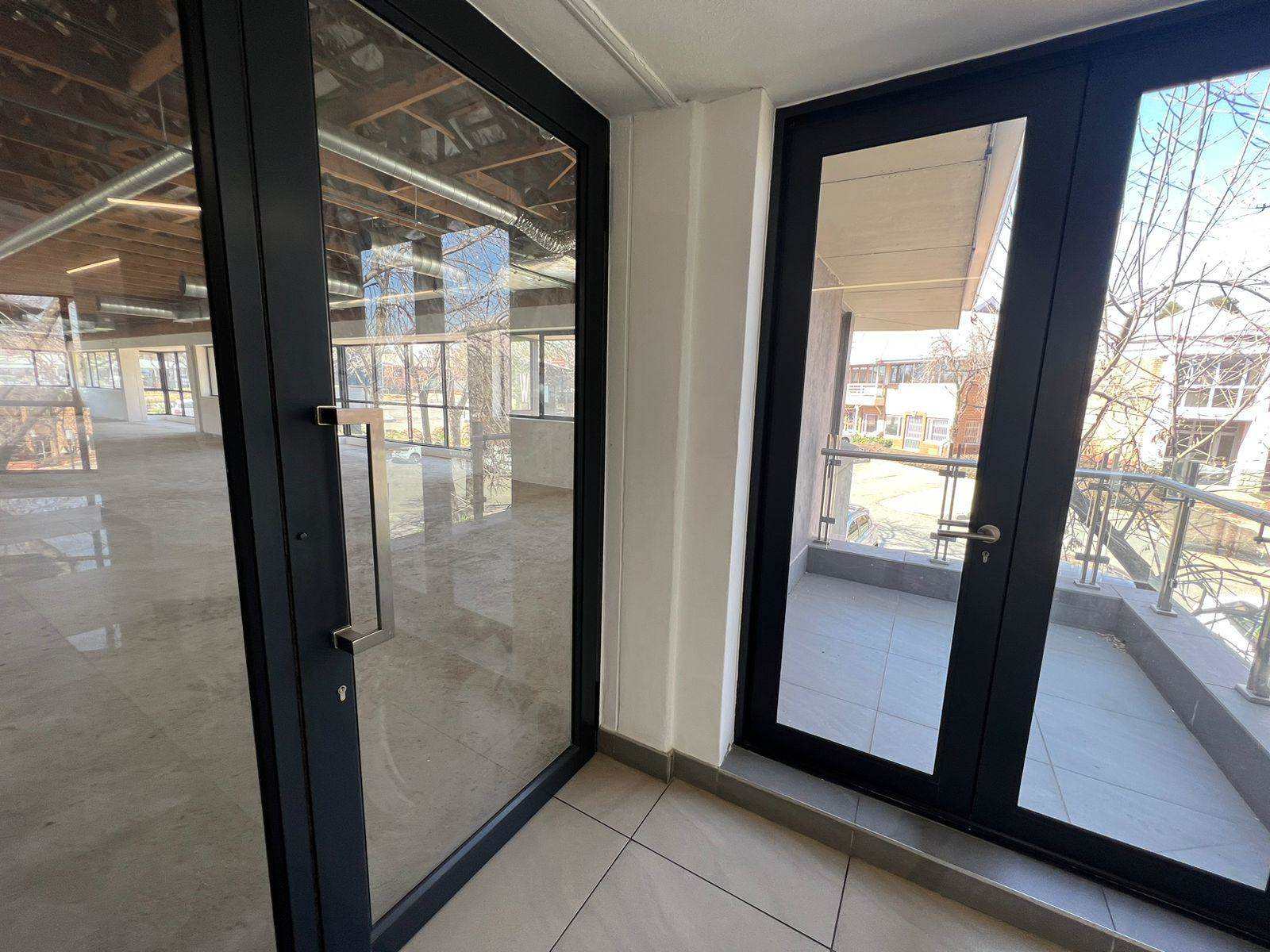 406  m² Commercial space in Woodmead photo number 8