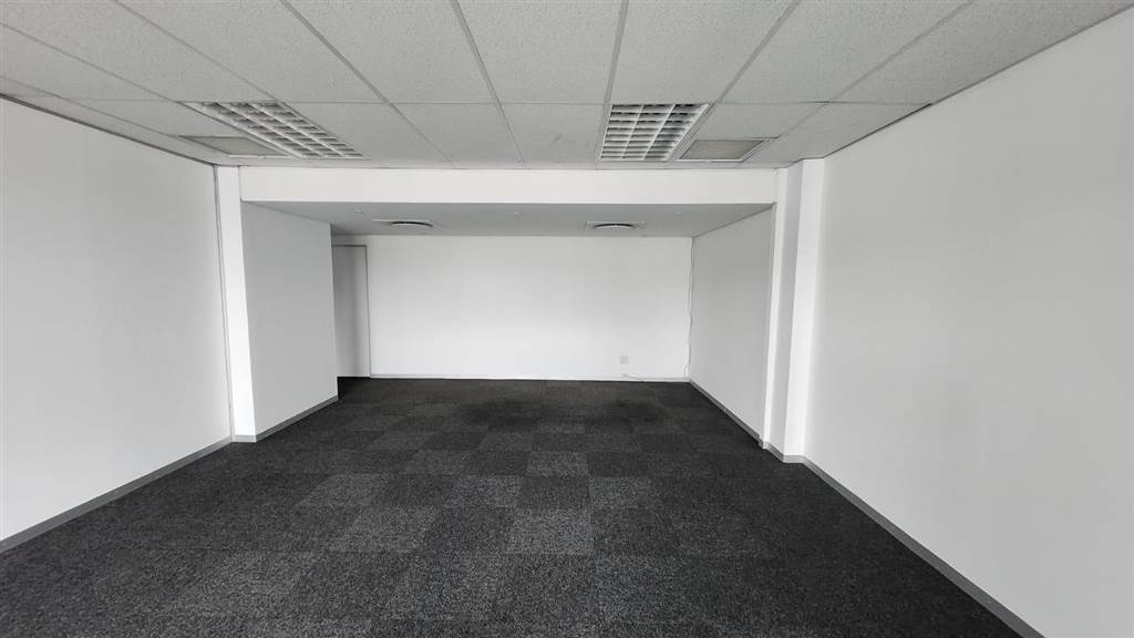 274  m² Commercial space in Annlin photo number 23