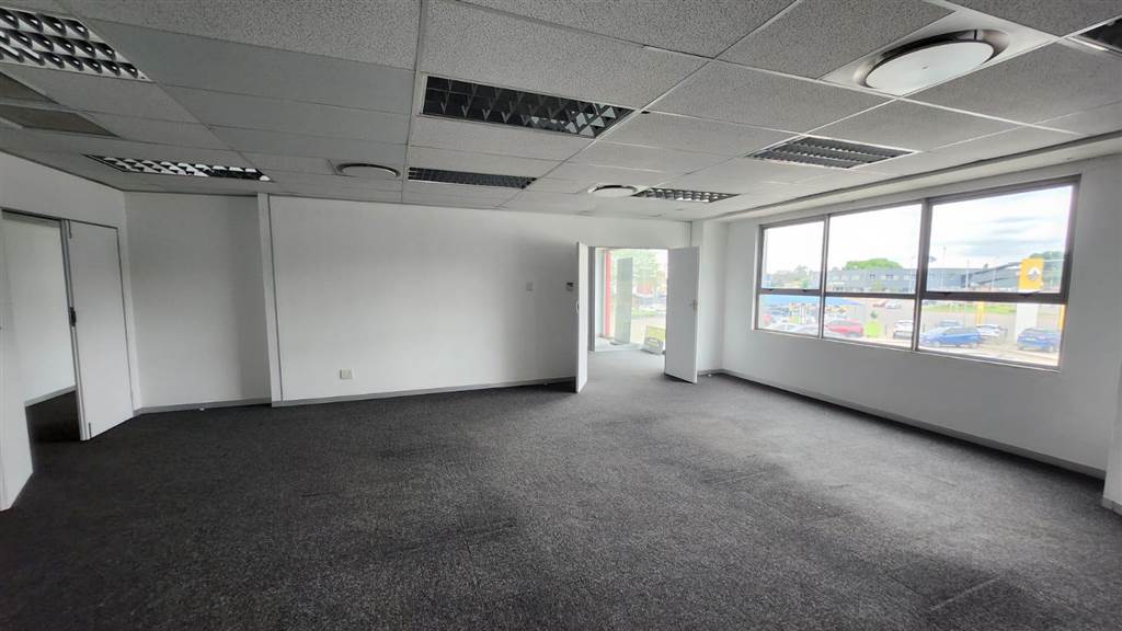 274  m² Commercial space in Annlin photo number 9