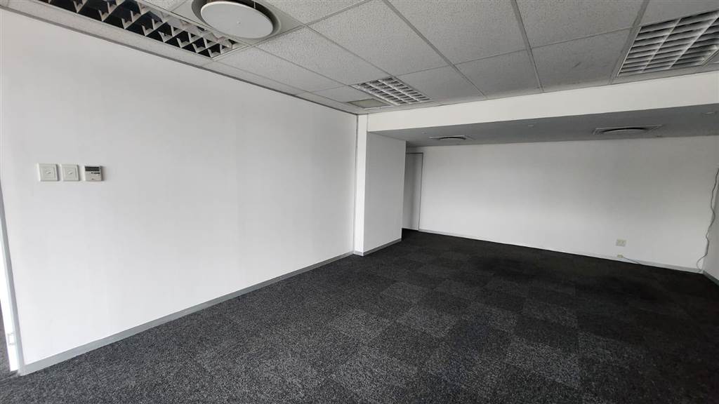 274  m² Commercial space in Annlin photo number 22