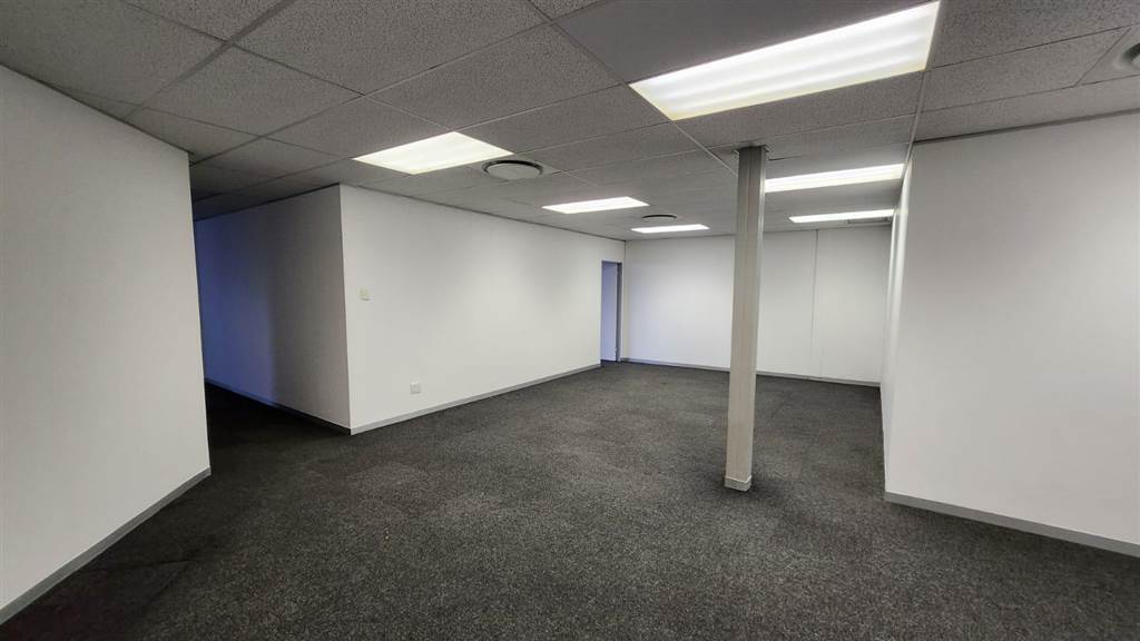 274  m² Commercial space in Annlin photo number 14