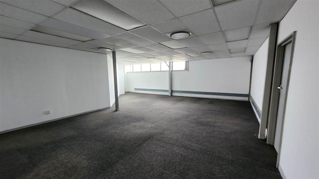 274  m² Commercial space in Annlin photo number 21