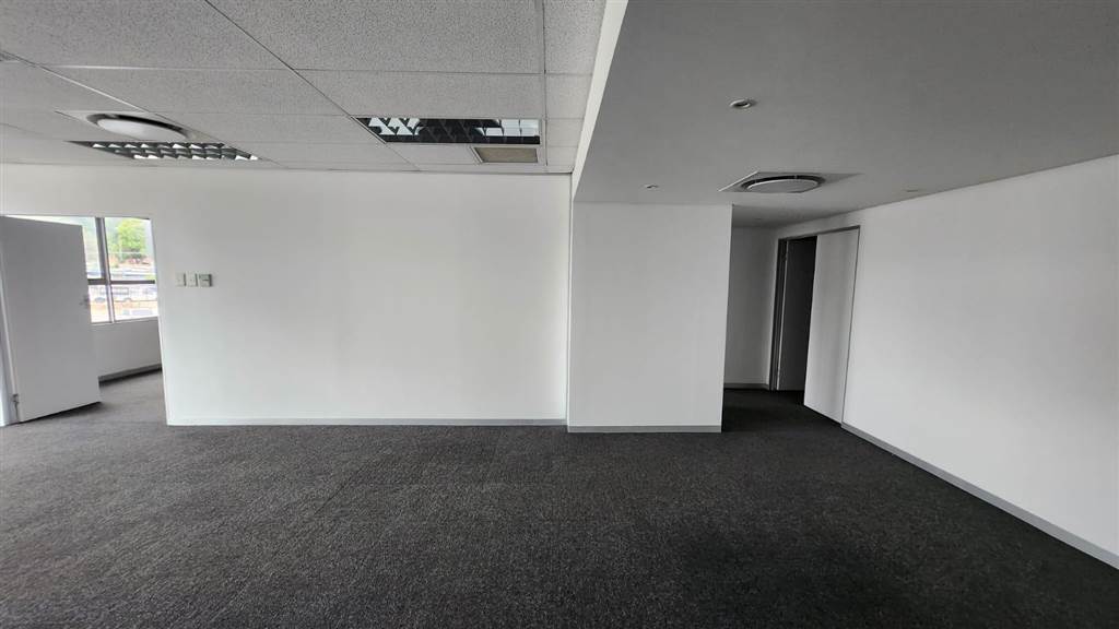 274  m² Commercial space in Annlin photo number 7