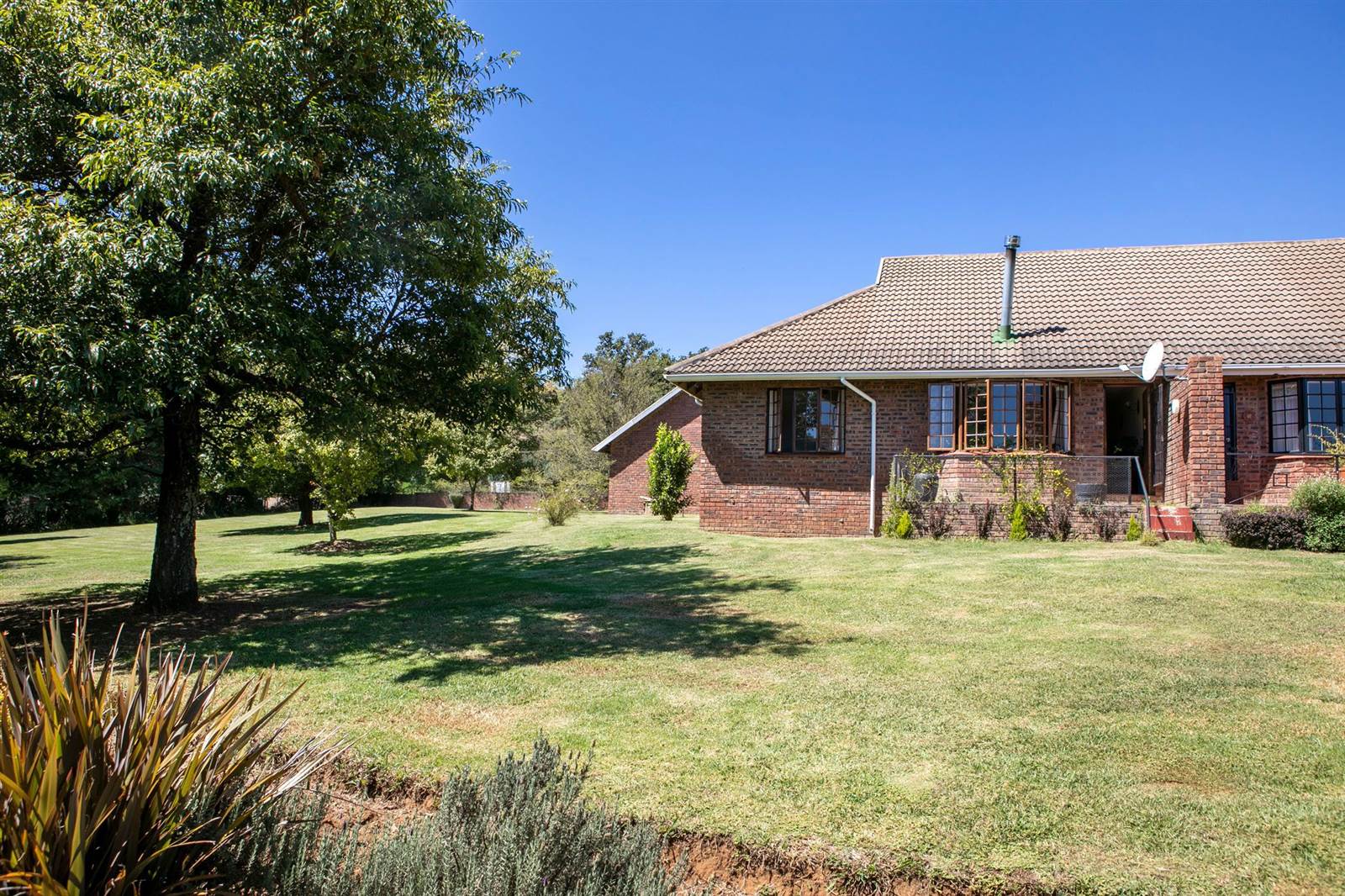 2 Bed Cluster in Underberg photo number 1