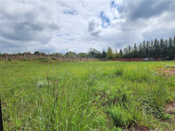 3200 m² Land available in Zwavelpoort
