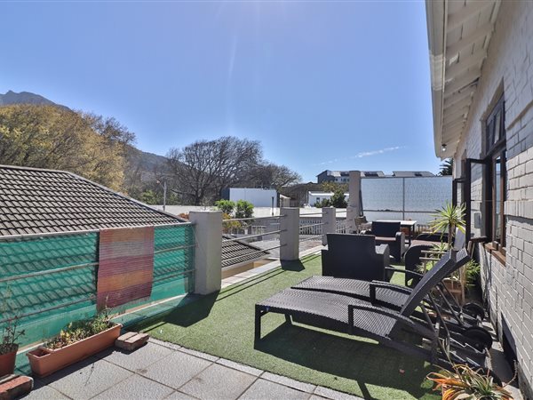 4 Bedroom Apartment