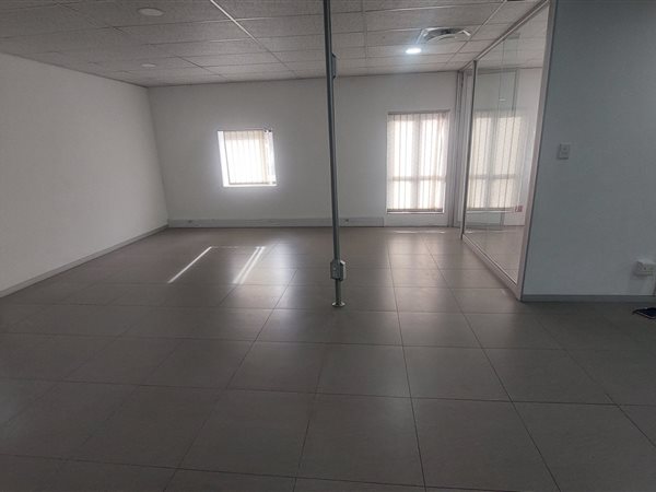 202 m² Commercial space 202 m² Commercial space