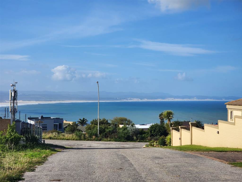 600 m² Land available in Wavecrest photo number 8