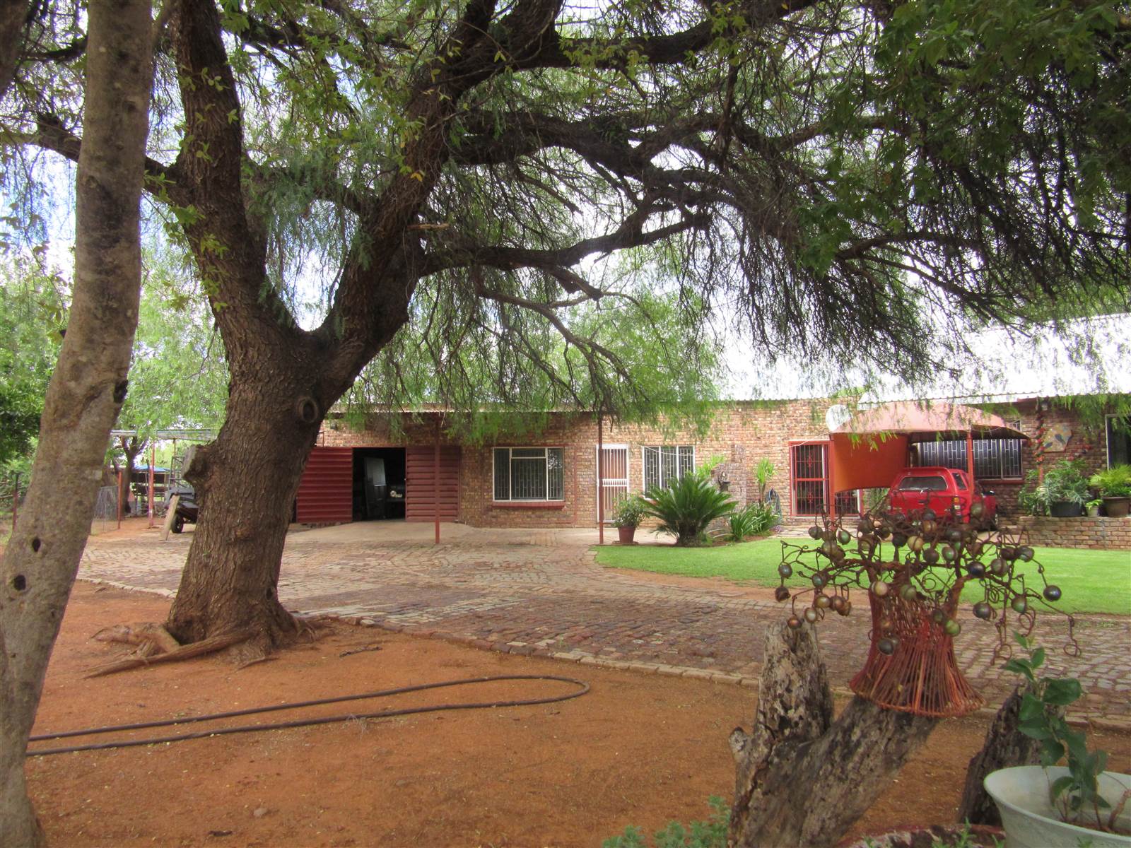 7.8 ha Smallholding in Vryburg photo number 5