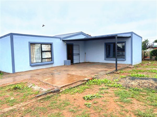 3 Bedroom House 3 Bedroom House