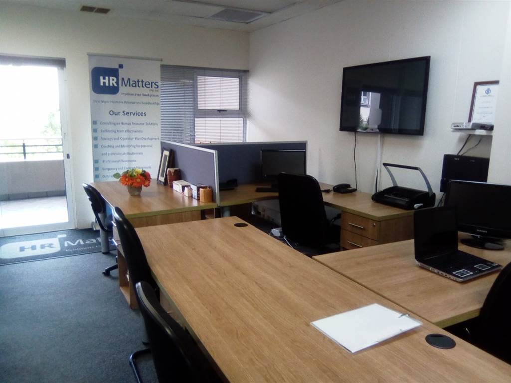 Office space in Umhlanga Ridge photo number 9