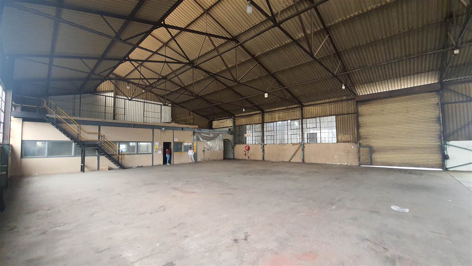 1798  m² Industrial space in Spartan photo number 5
