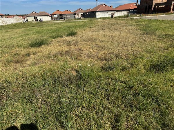346 m² Land available in Secunda
