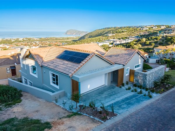4 Bedroom House 4 Bedroom House