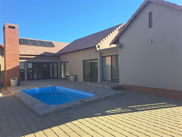4 Bed House in Wild Olive Estate