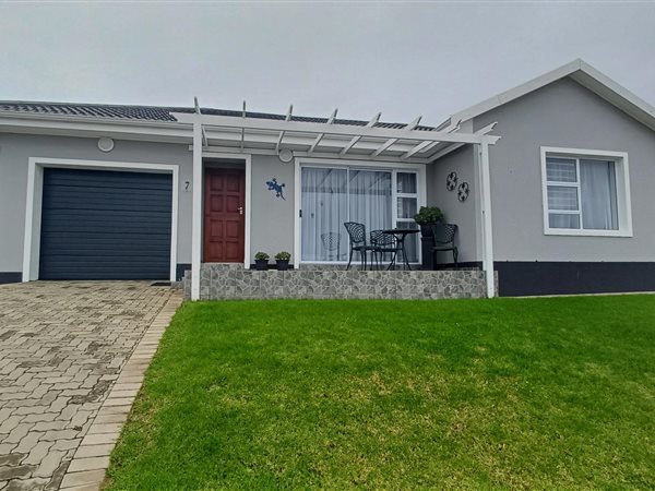 2 Bedroom House 2 Bedroom House