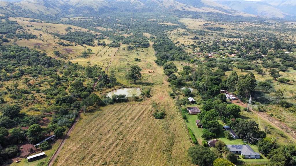 30 ha Farm in Waterval Boven photo number 2