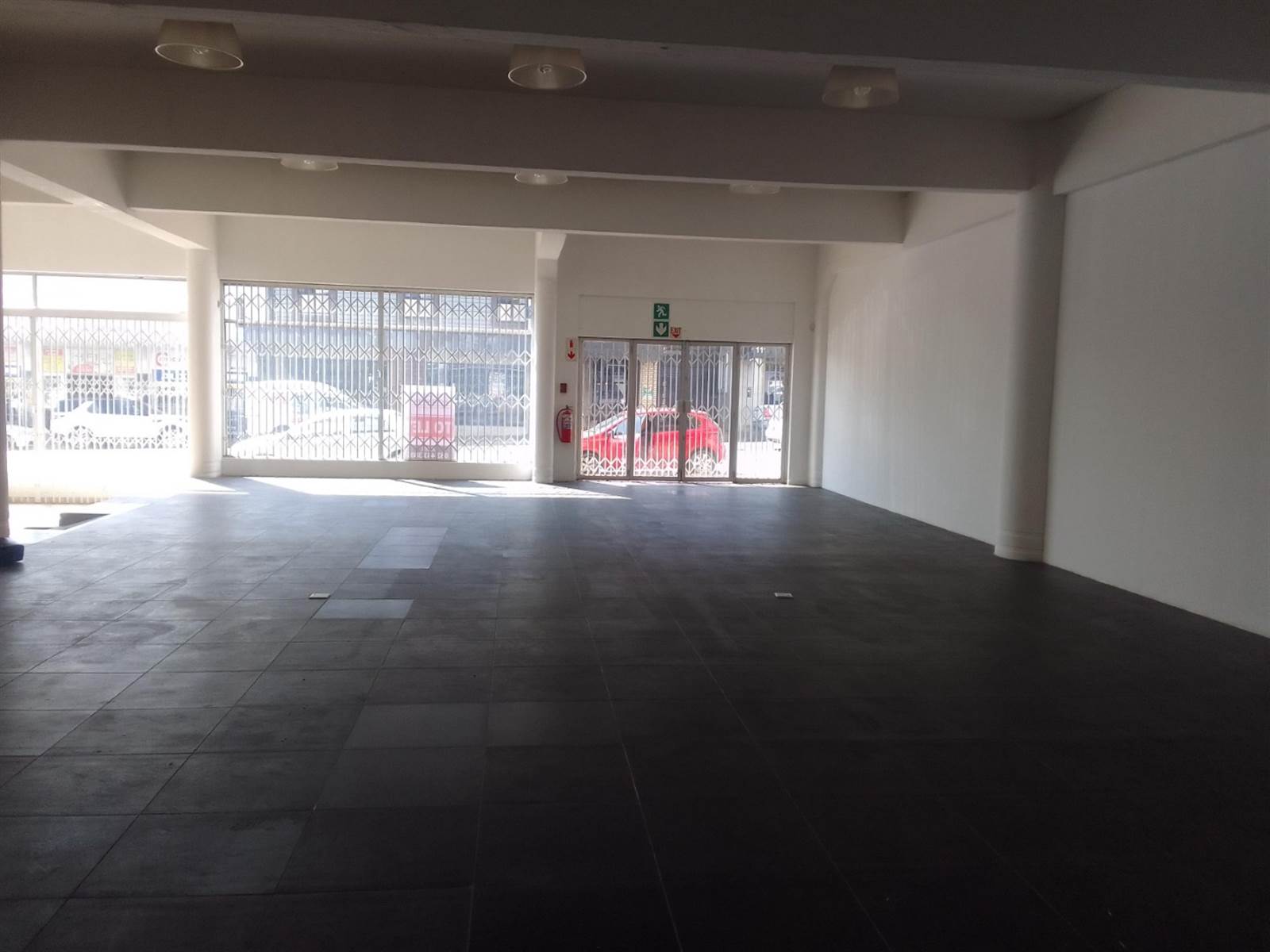 300  m² Commercial space in Pietermaritzburg Central photo number 12