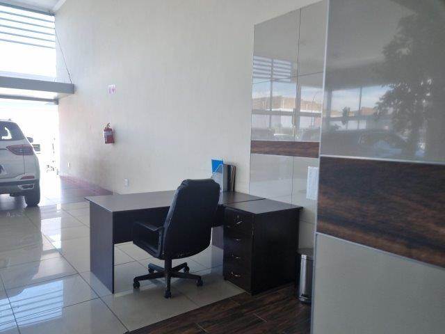 350  m² Commercial space in Bloemfontein photo number 11