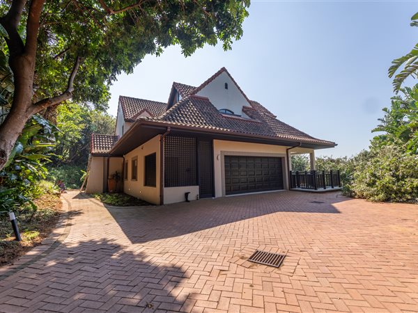 4 Bedroom House 4 Bedroom House