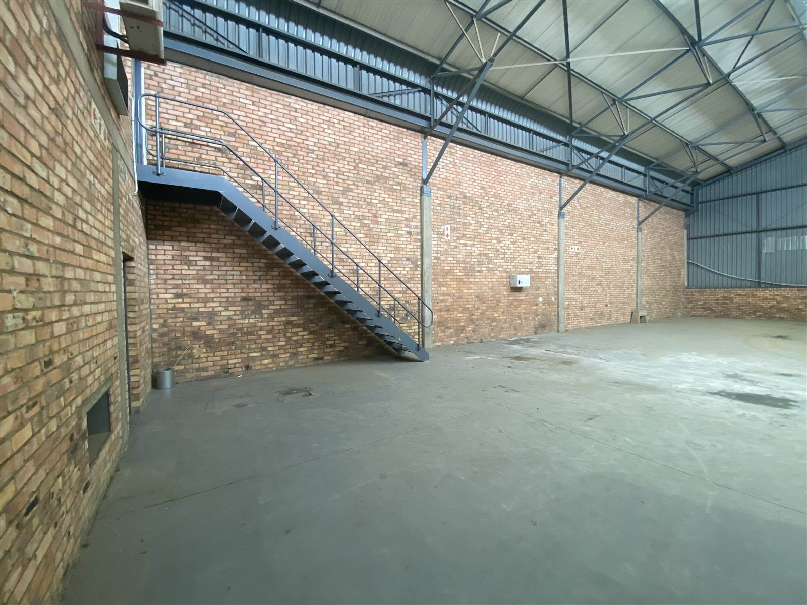 648  m² Industrial space in Randjespark photo number 5