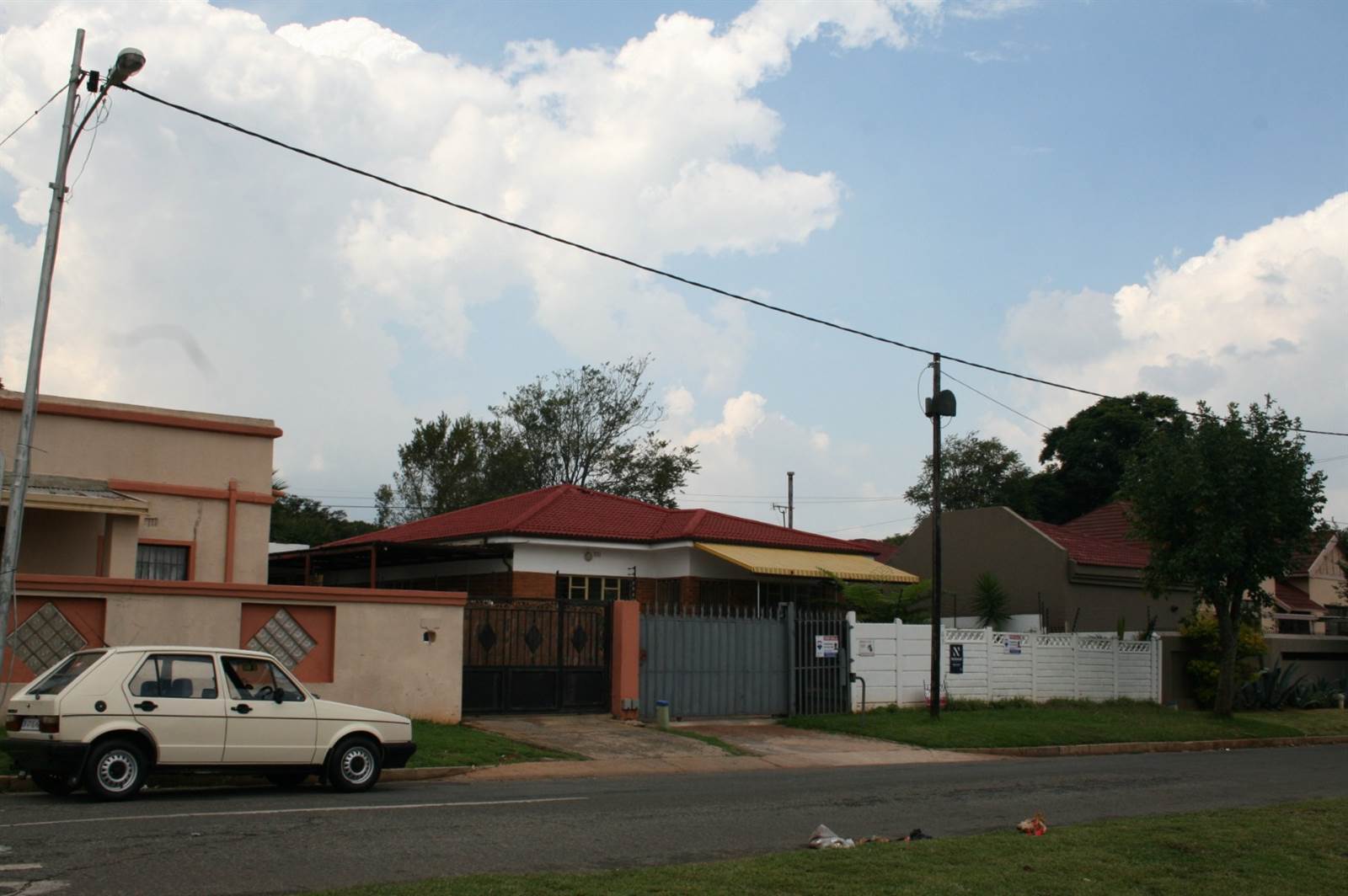 3 Bed House in Roodepoort North photo number 27