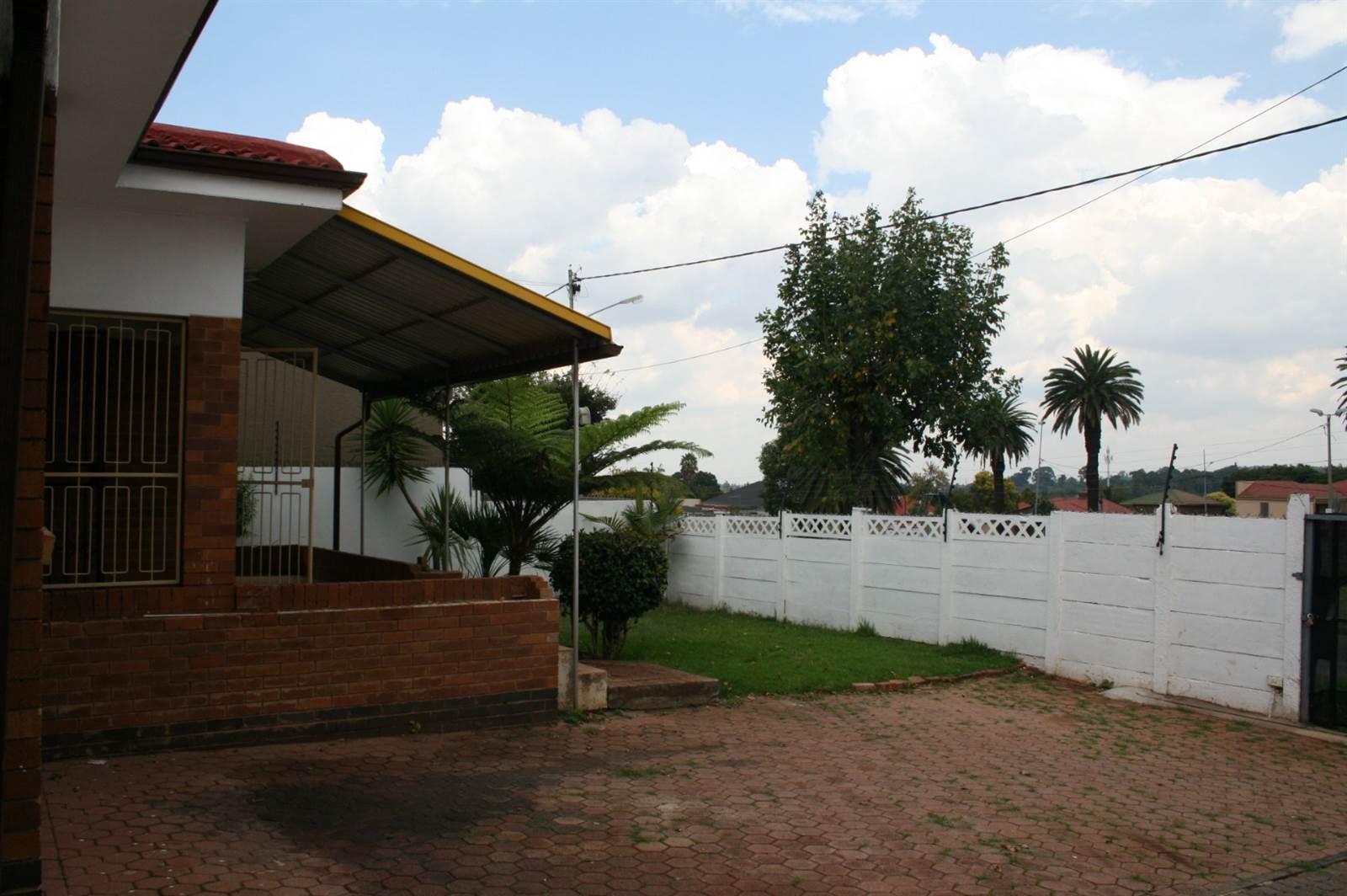 3 Bed House in Roodepoort North photo number 11
