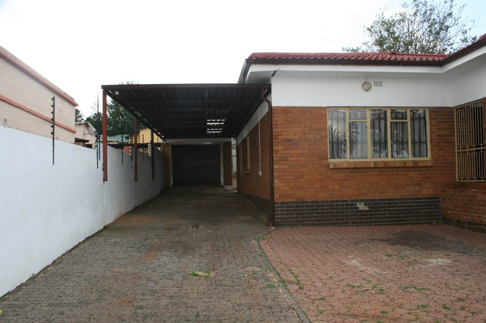 3 Bed House in Roodepoort North photo number 10