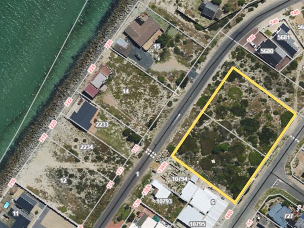 2 961 m² Land 2 961 m² Land