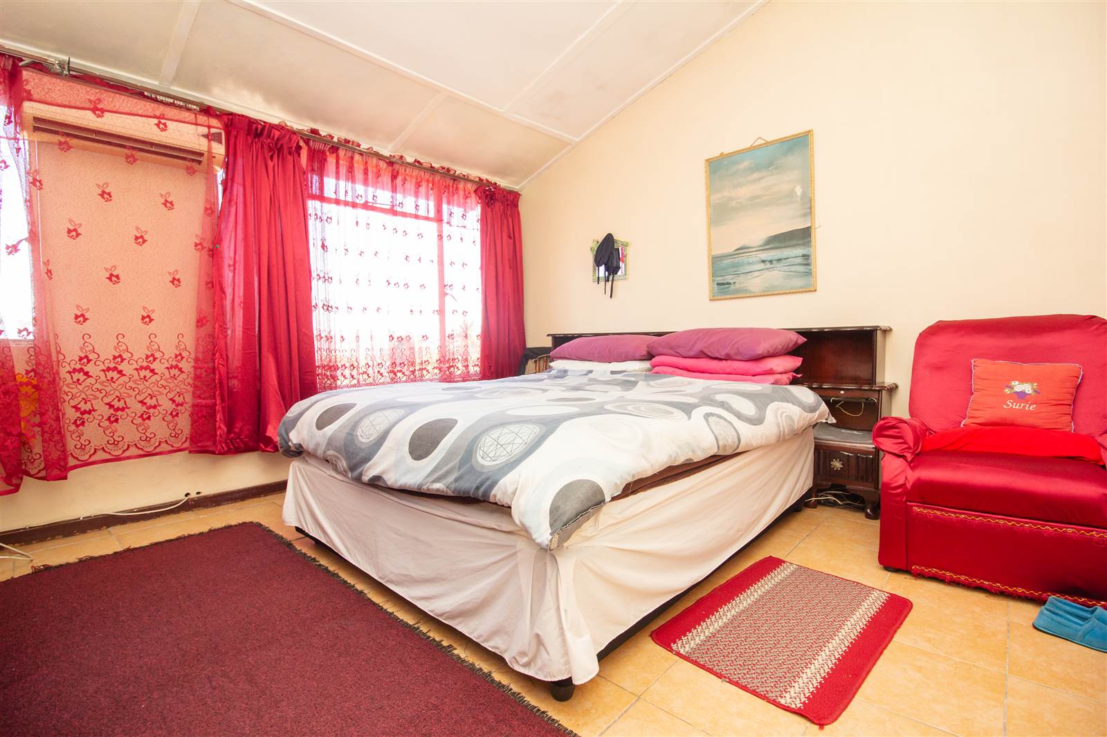 6 Bed House in Mobeni photo number 8