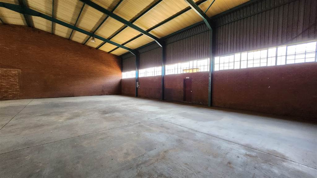 400  m² Industrial space in Kirkney photo number 9