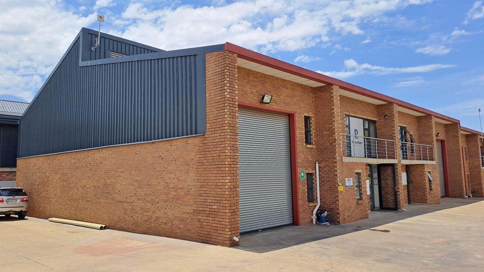 2945  m² Industrial space in Clayville photo number 3