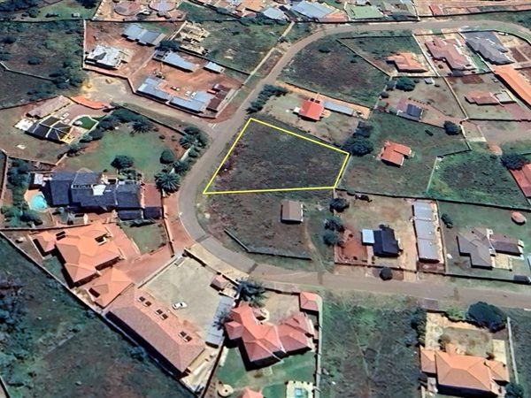 1 633 m² Land 1 633 m² Land