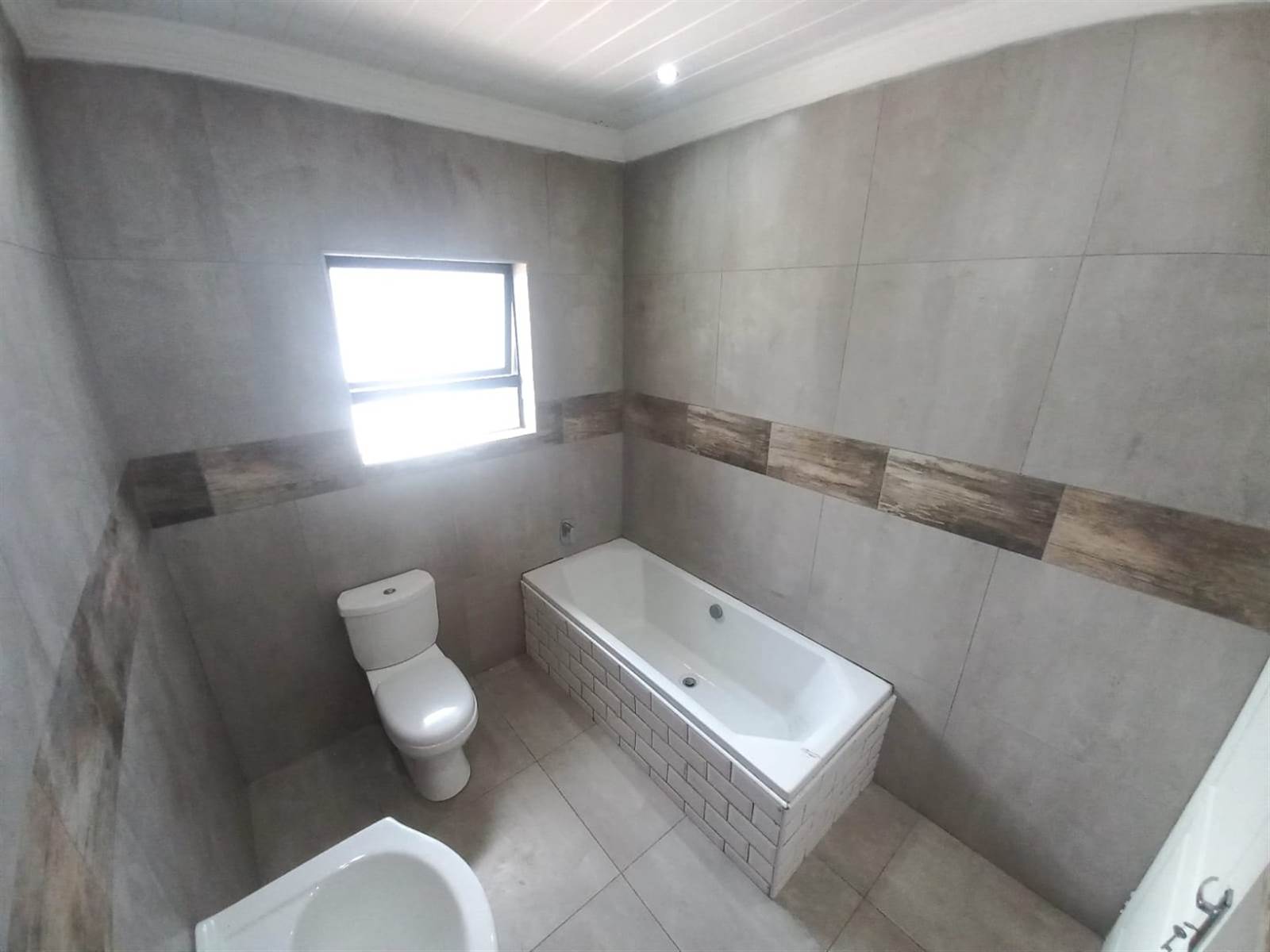 3 Bed House in Polokwane Central photo number 10