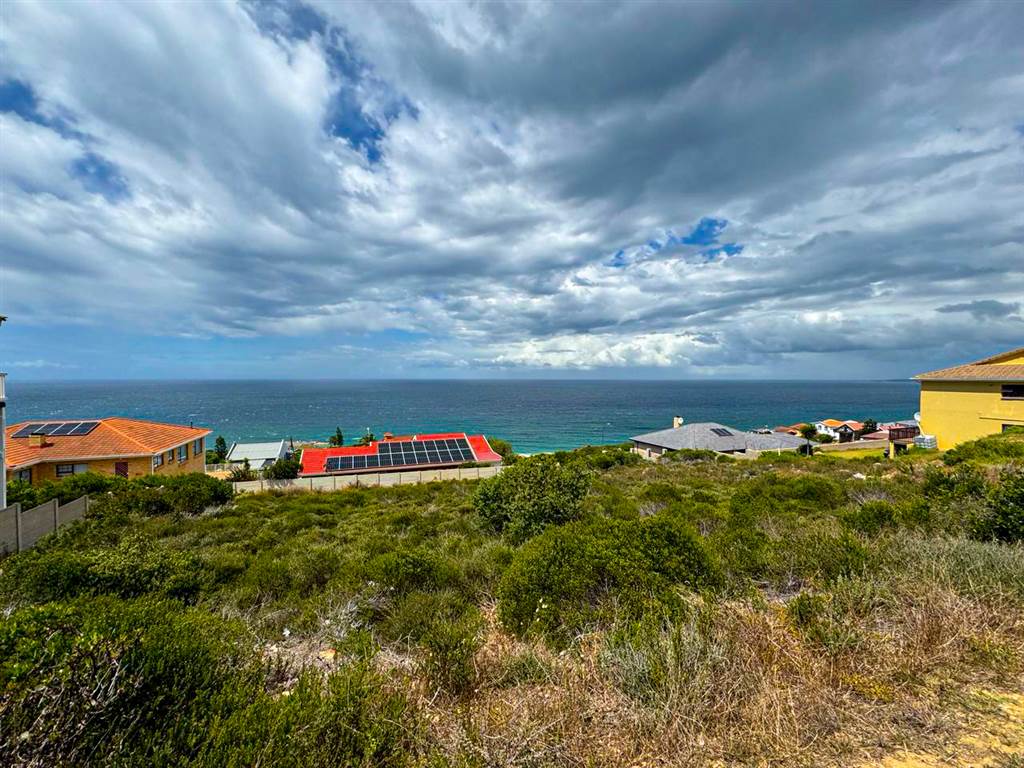 743 m² Land available in Dana Bay photo number 8