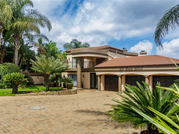 3 Bed House in Eagle Canyon Golf Estate