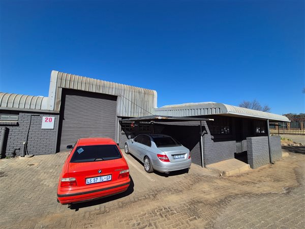 144  m² Industrial space