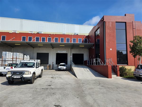 1316  m² Industrial space in Everite Industria