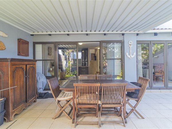 3 Bedroom Townhouse 3 Bedroom Townhouse