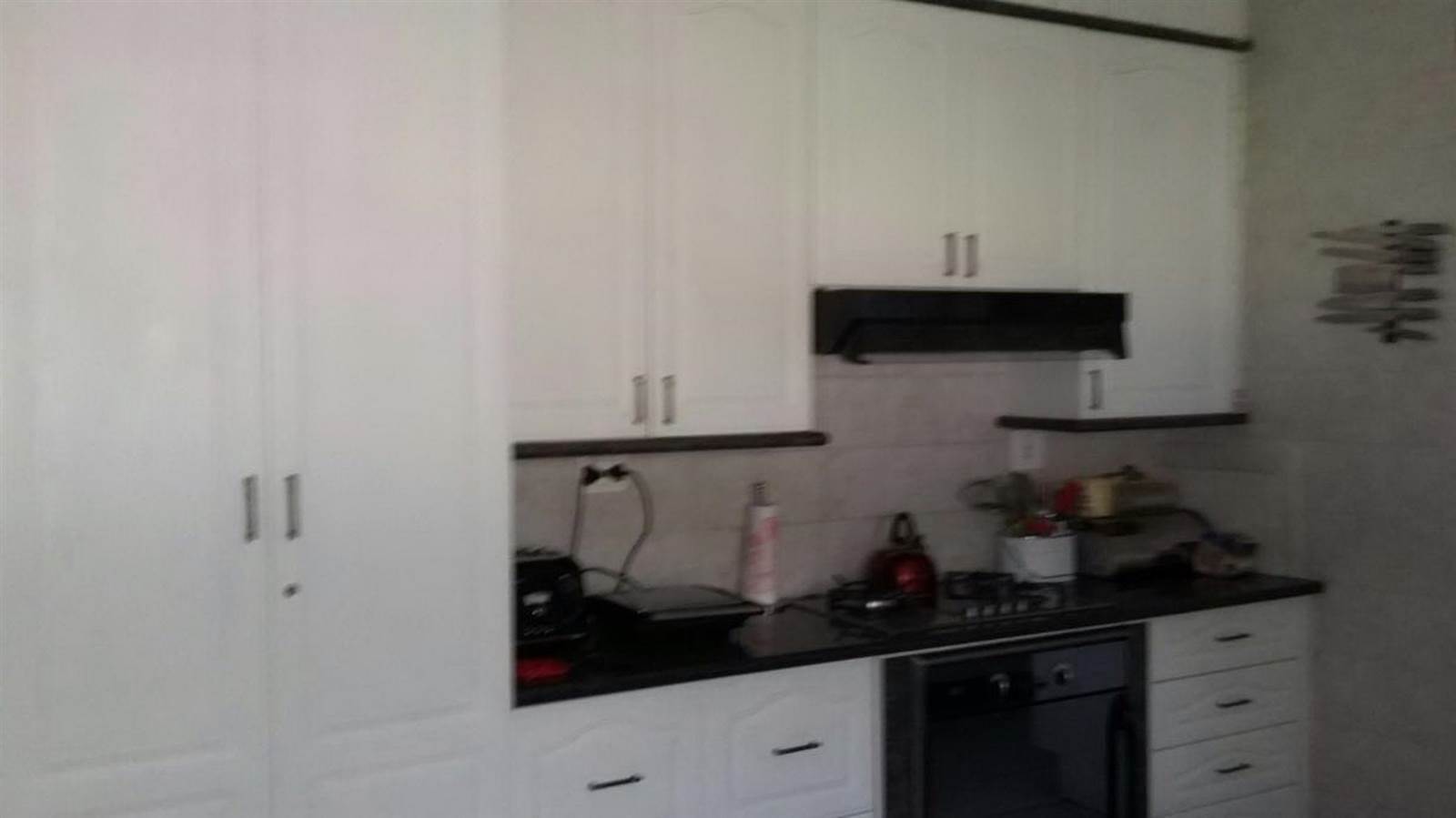 4 Bed House in Witbank photo number 11